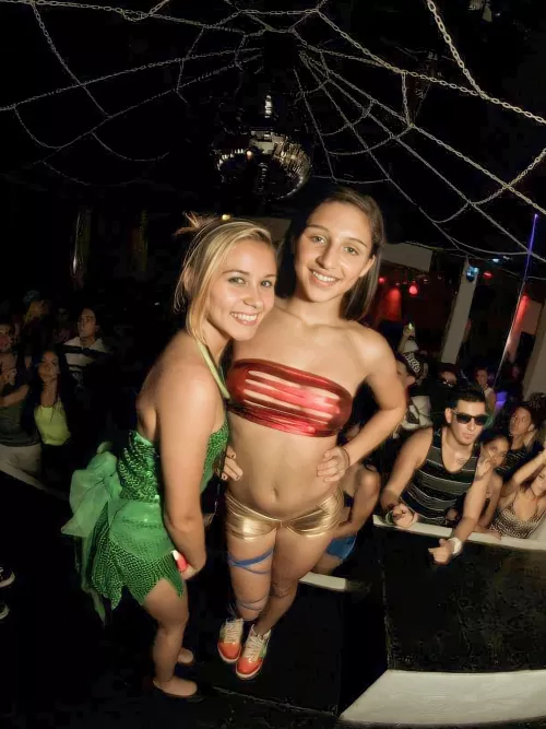 [Marsha may] vs [Abella danger] by victorfrank_2