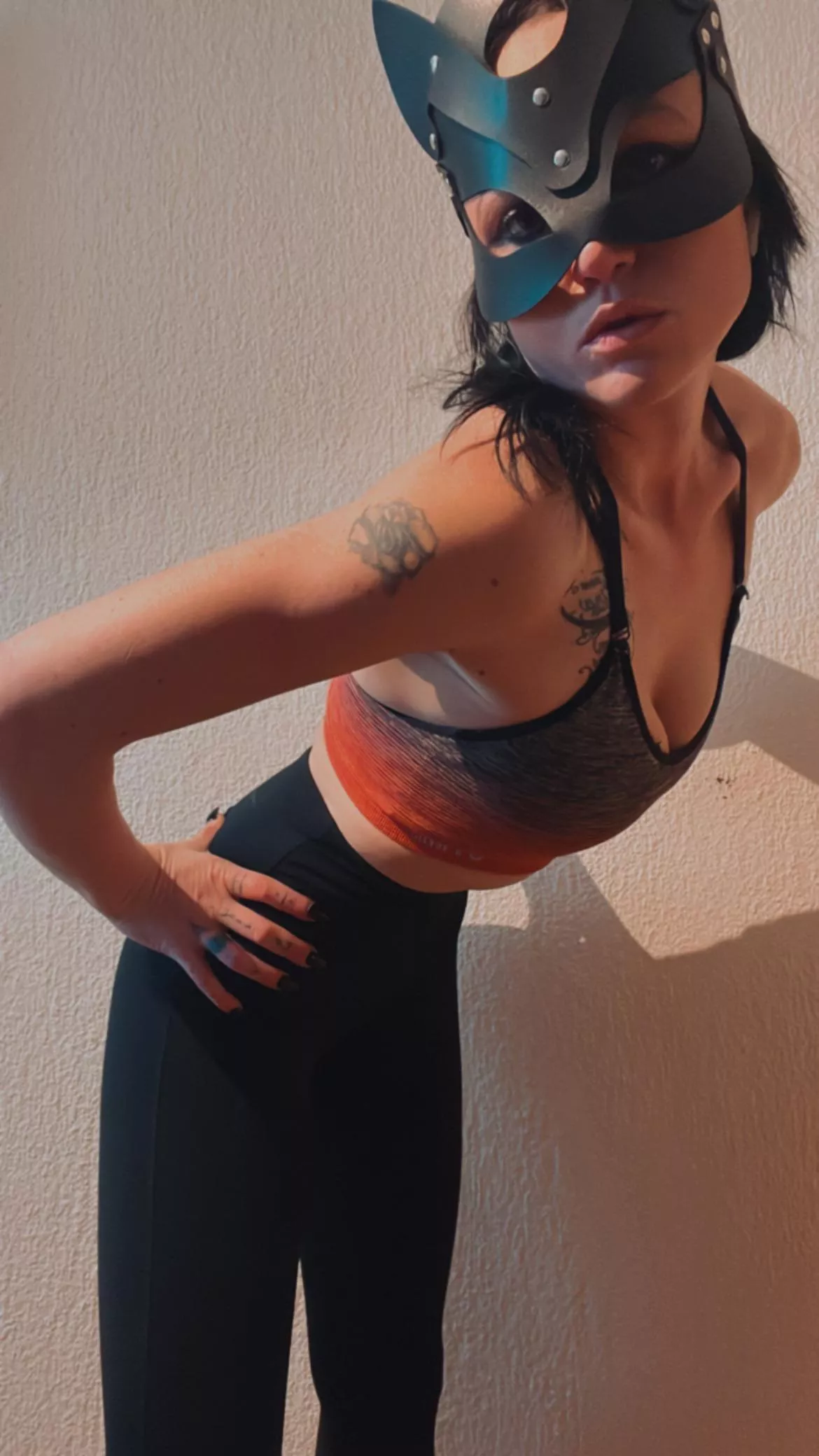 my favorite leggings🔥🔥🔥🔥 posted by Artistic_Ad7400