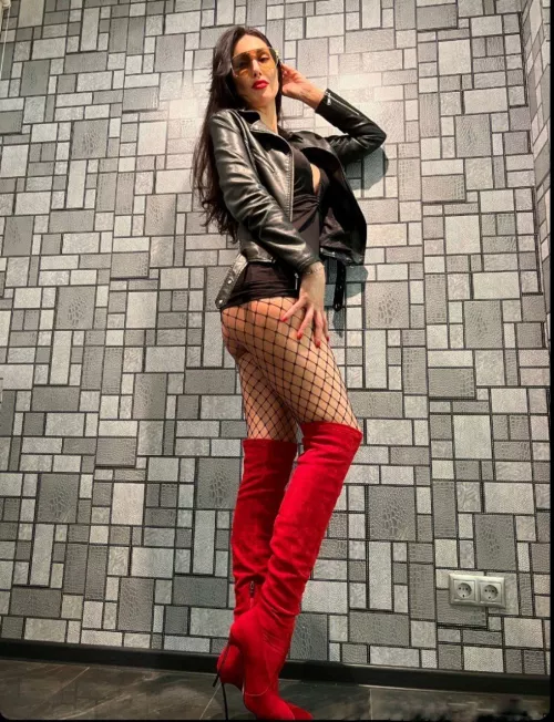 My new red boots by tomorrowflip494