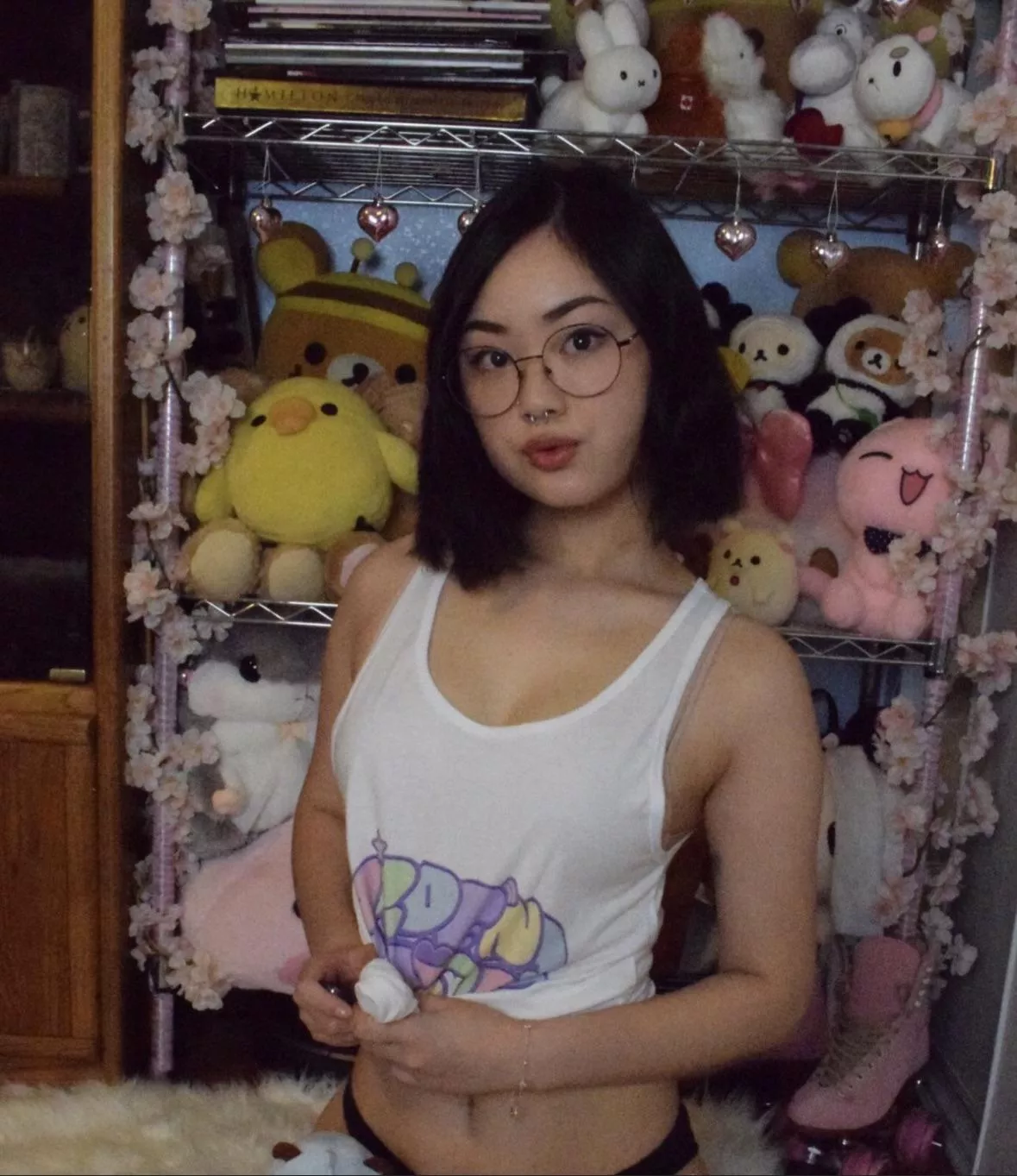 so many stuffed animals posted by authenticazn