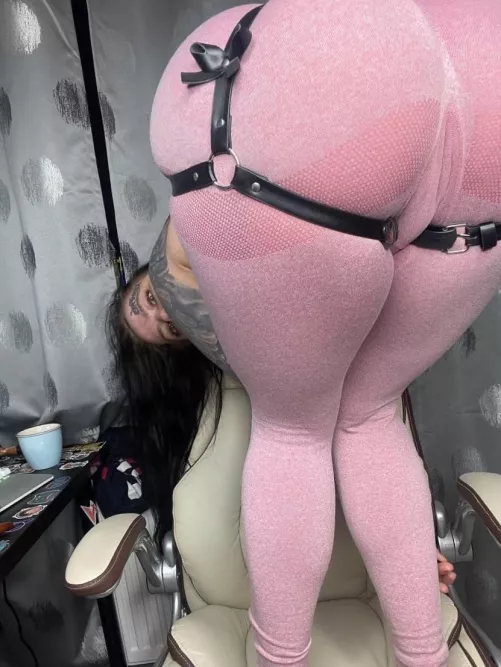 spank it while you pound it by _crybaby_699