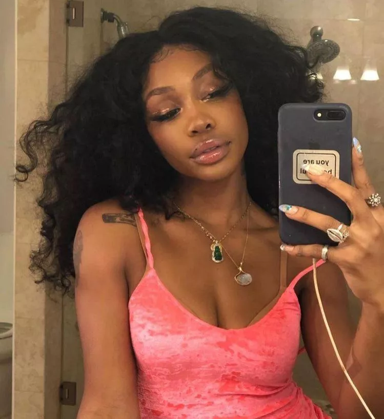 Sza posted by zodznn