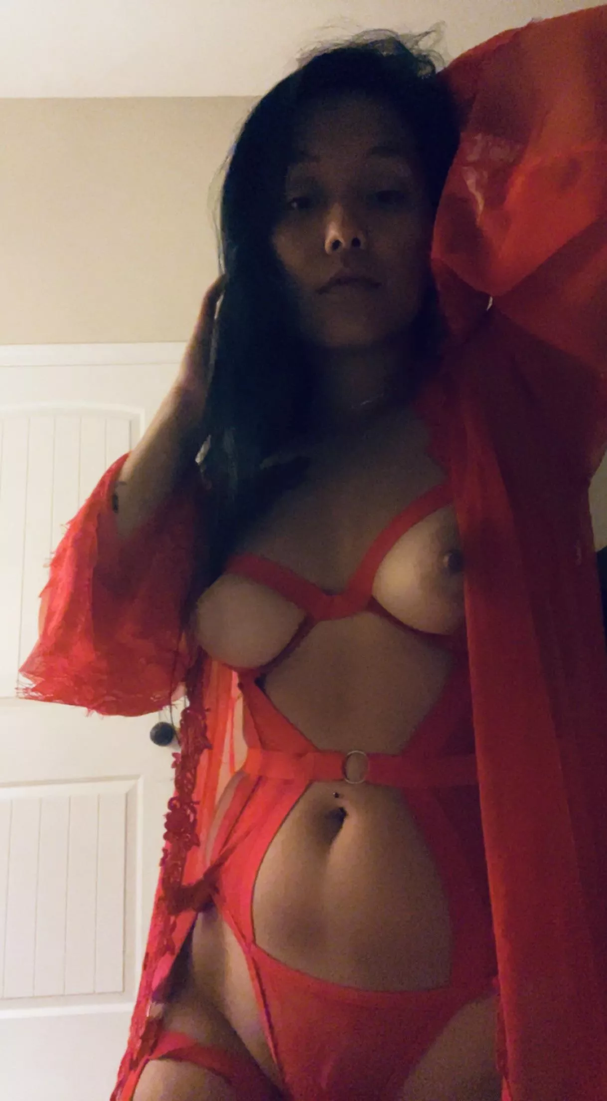 Tell me how you would use me 😈 posted by lilliuu