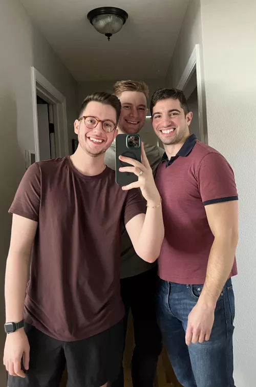 Thank ya reddit for creating new friendships, it’s crazy how some people will enter your life (: Thanks for the amazing weekend! by LiteratureFickle4764