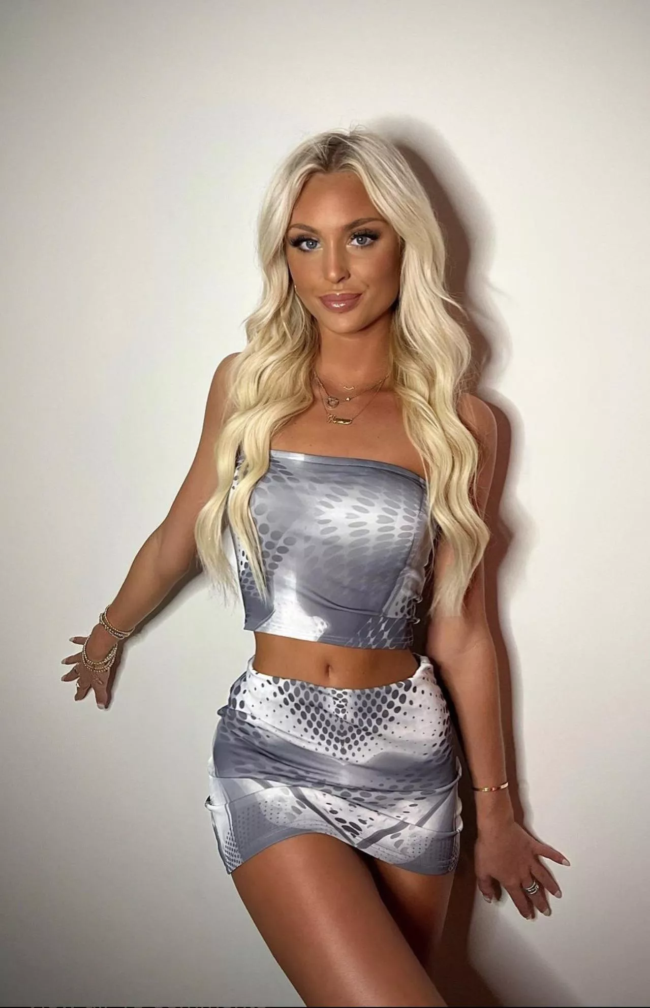 Tight posted by Boobb_dylan