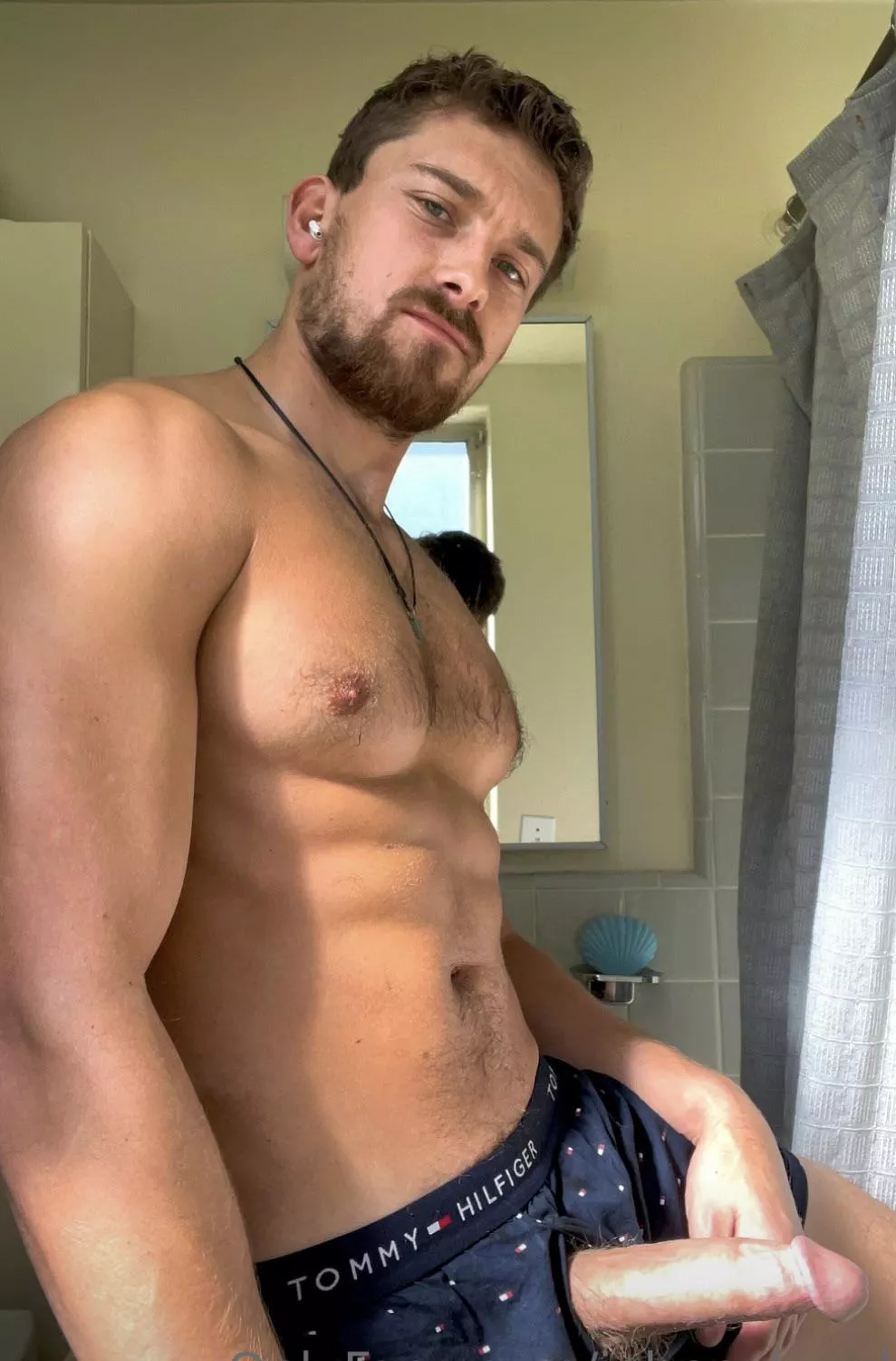 Too hot to handle ☀️ posted by kracken278