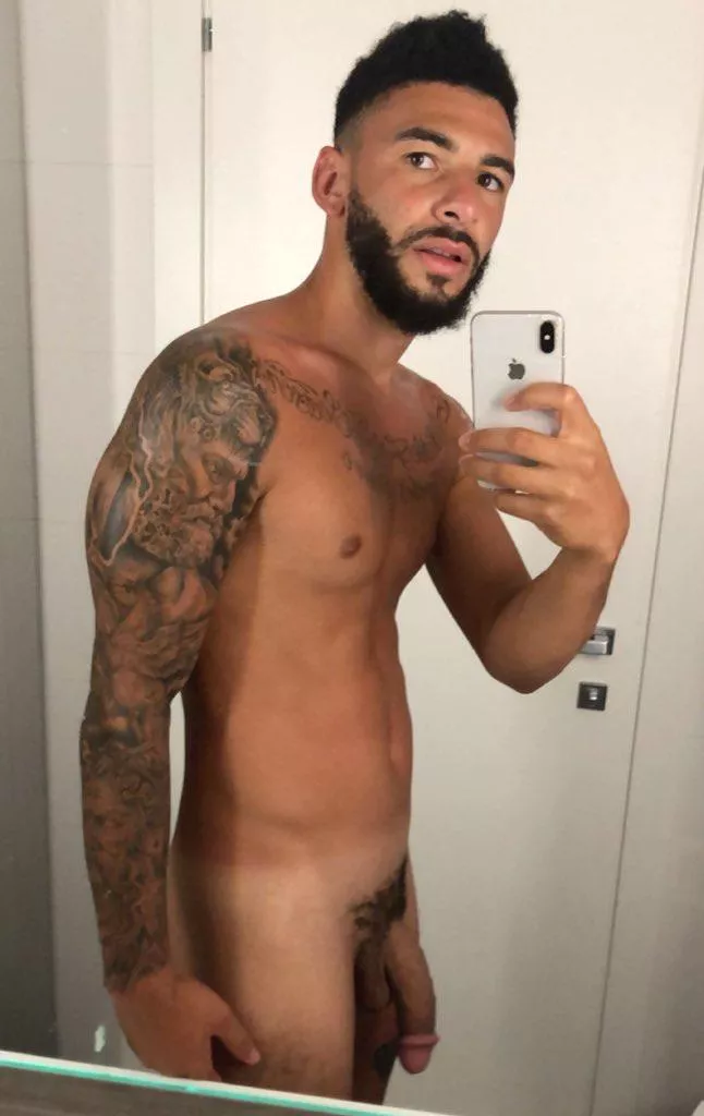 Try to to wake him up 🤫 posted by JayMakesU