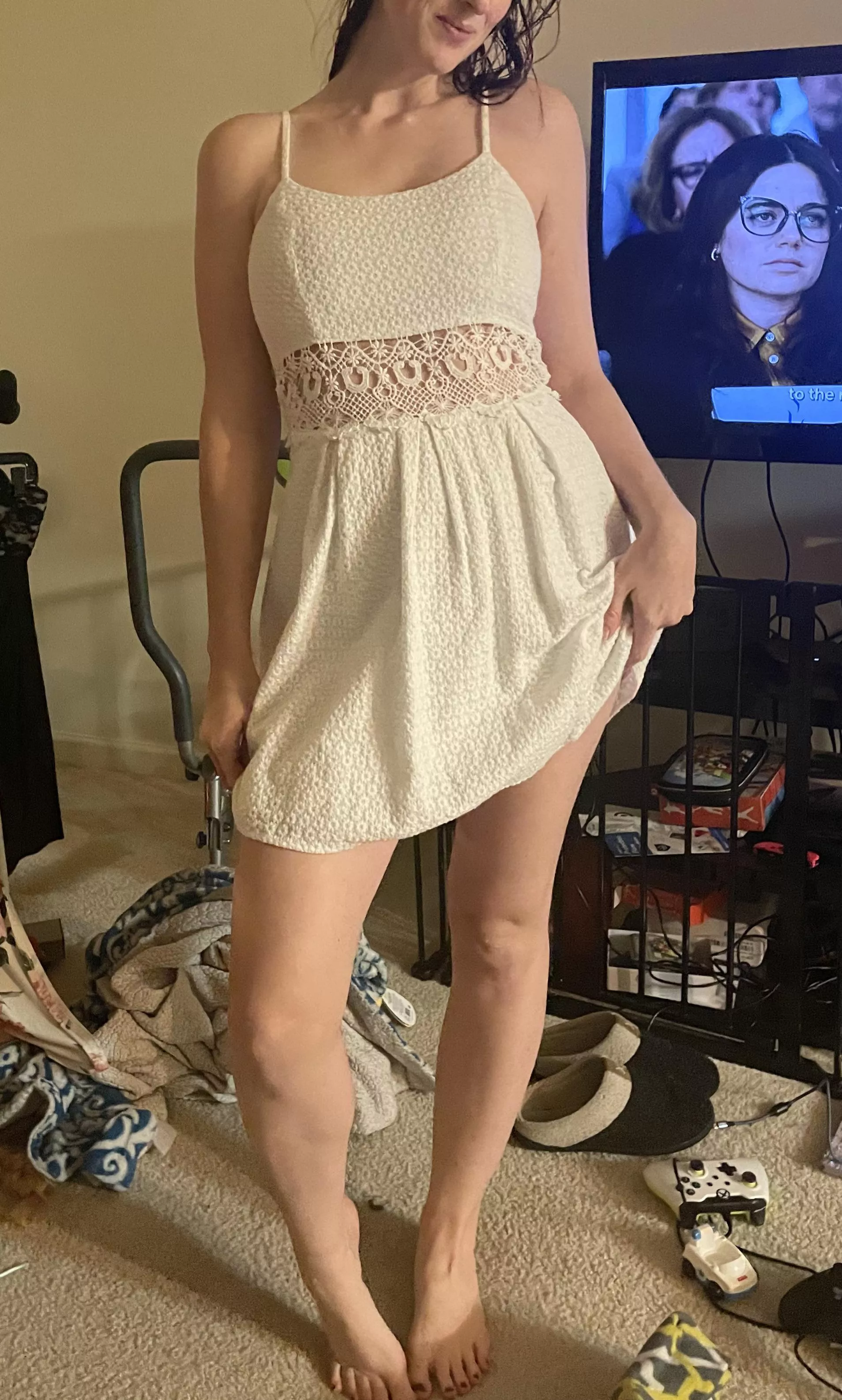 Trying on my different dresses [f]or my date posted by Cay_Bakes
