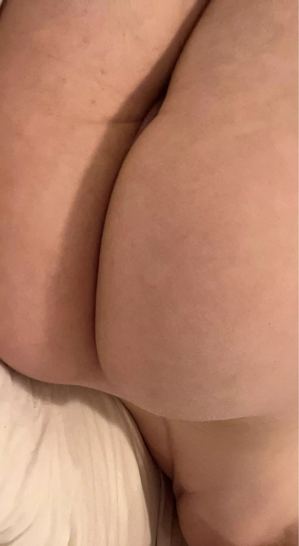 Upvote if you’d fuck me🥺 posted by Hornybf99