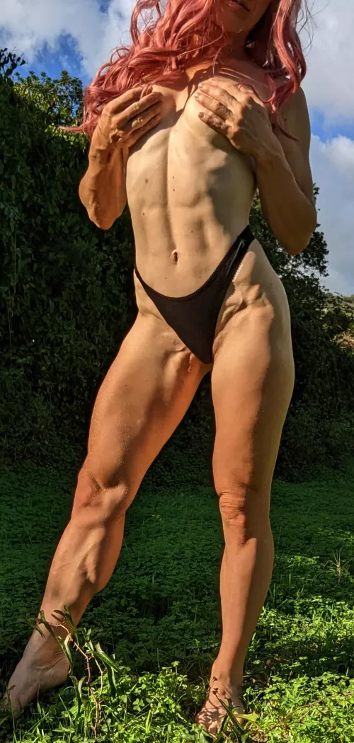 What wrestler and BJJ girl body feels by powerfulzoyaxxx