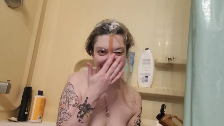 who wants a free titty picture of me pouring syrup on my tits?? send me a message. if you subscribe to my patreon for 3 dollars you will get a custom one minute video🥵👅 by breotoole07