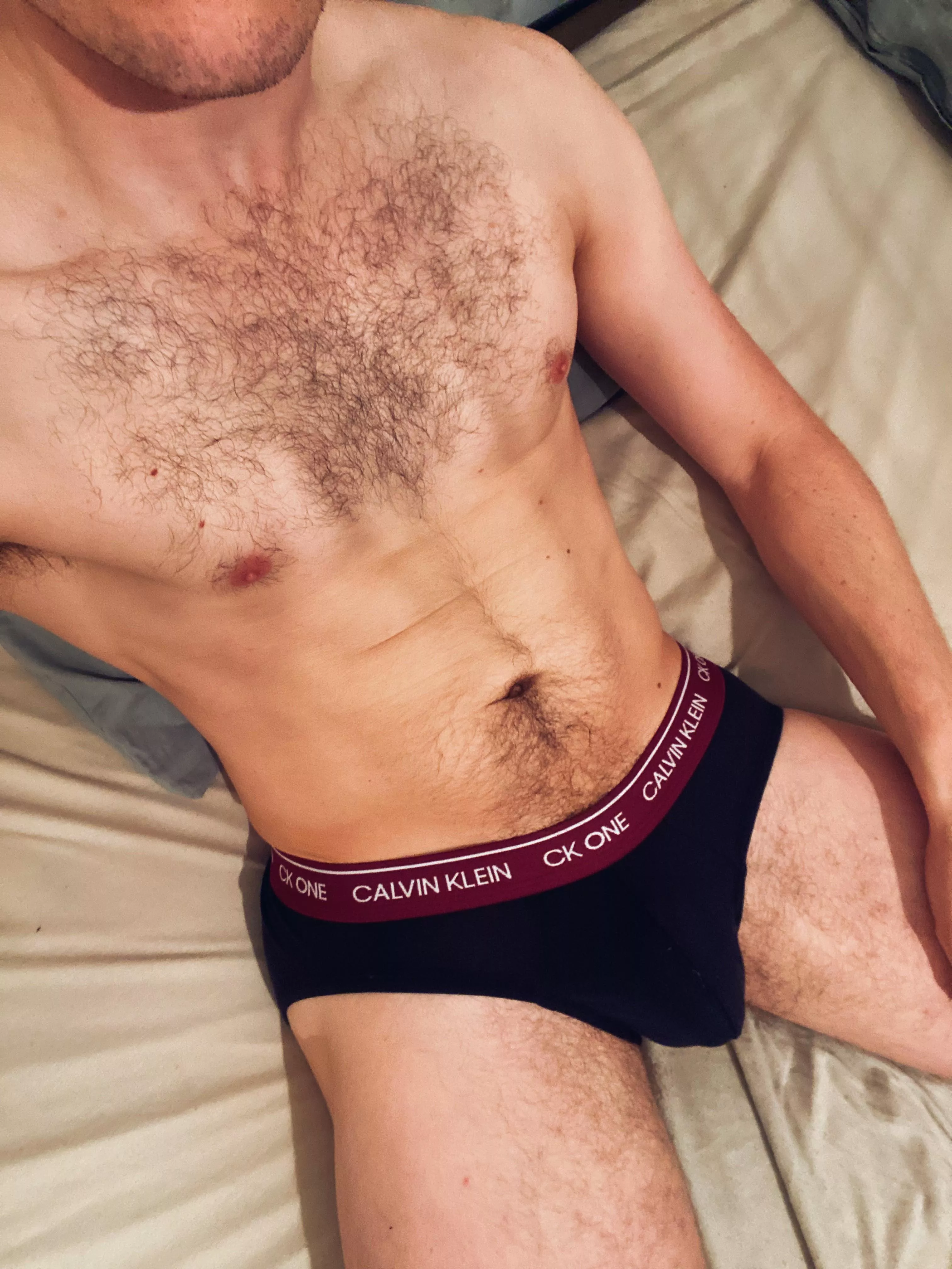 Who wants breakfast in bed? 💦 posted by Fredswim