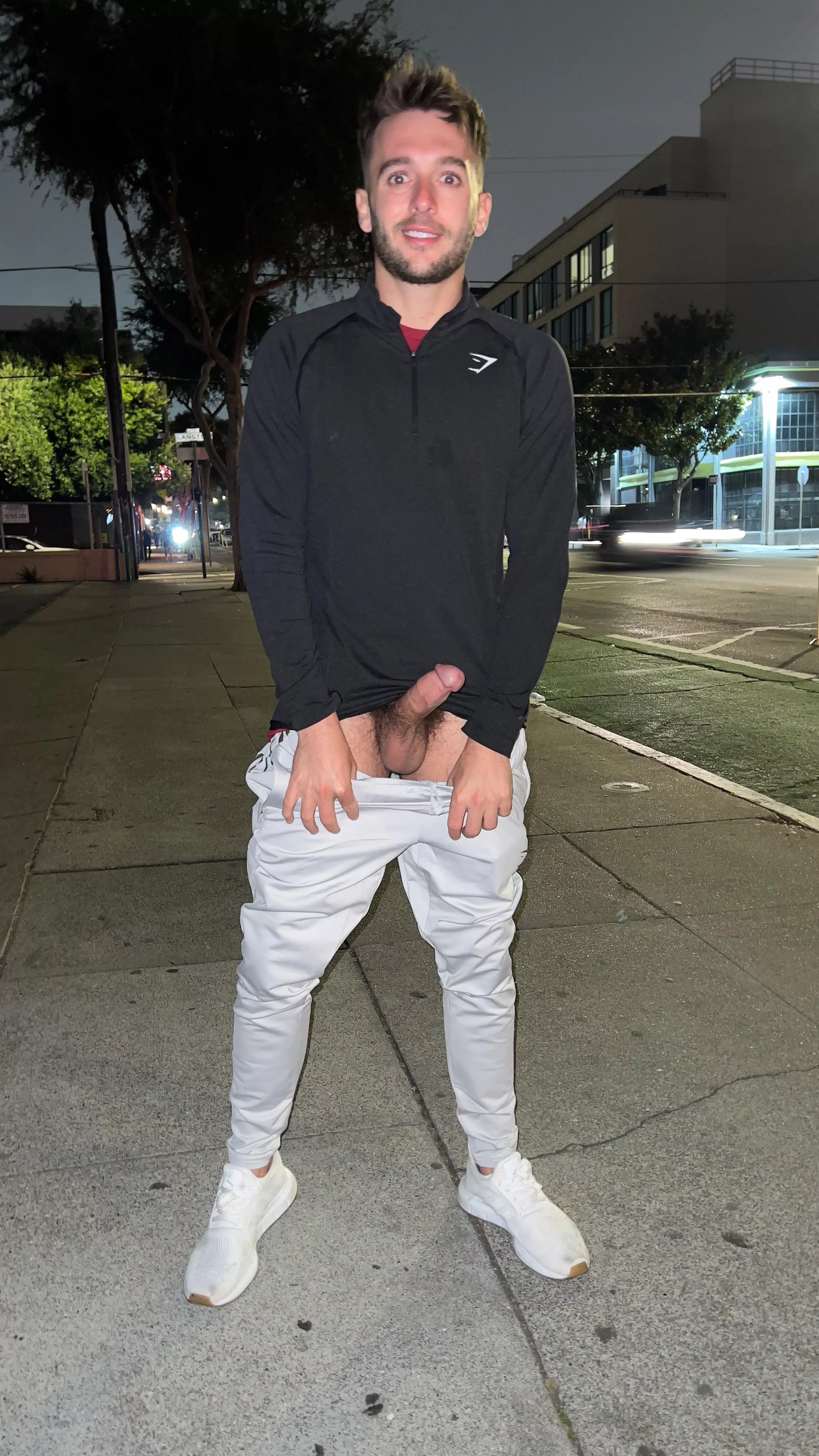 Who’s into public play like me? posted by Purple-Ad-2088