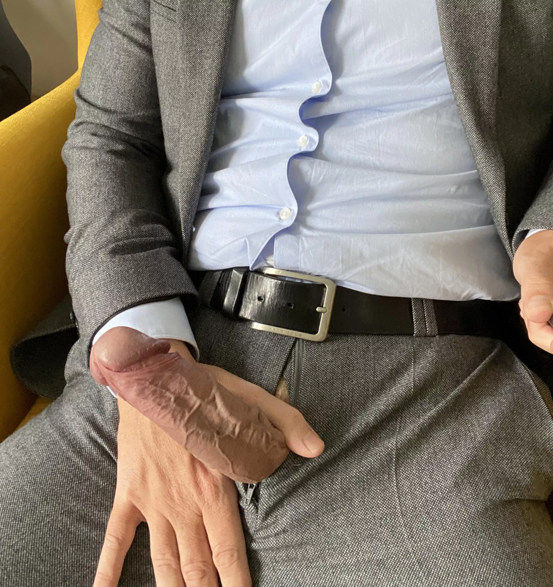 [46] hard at work posted by lecram1818