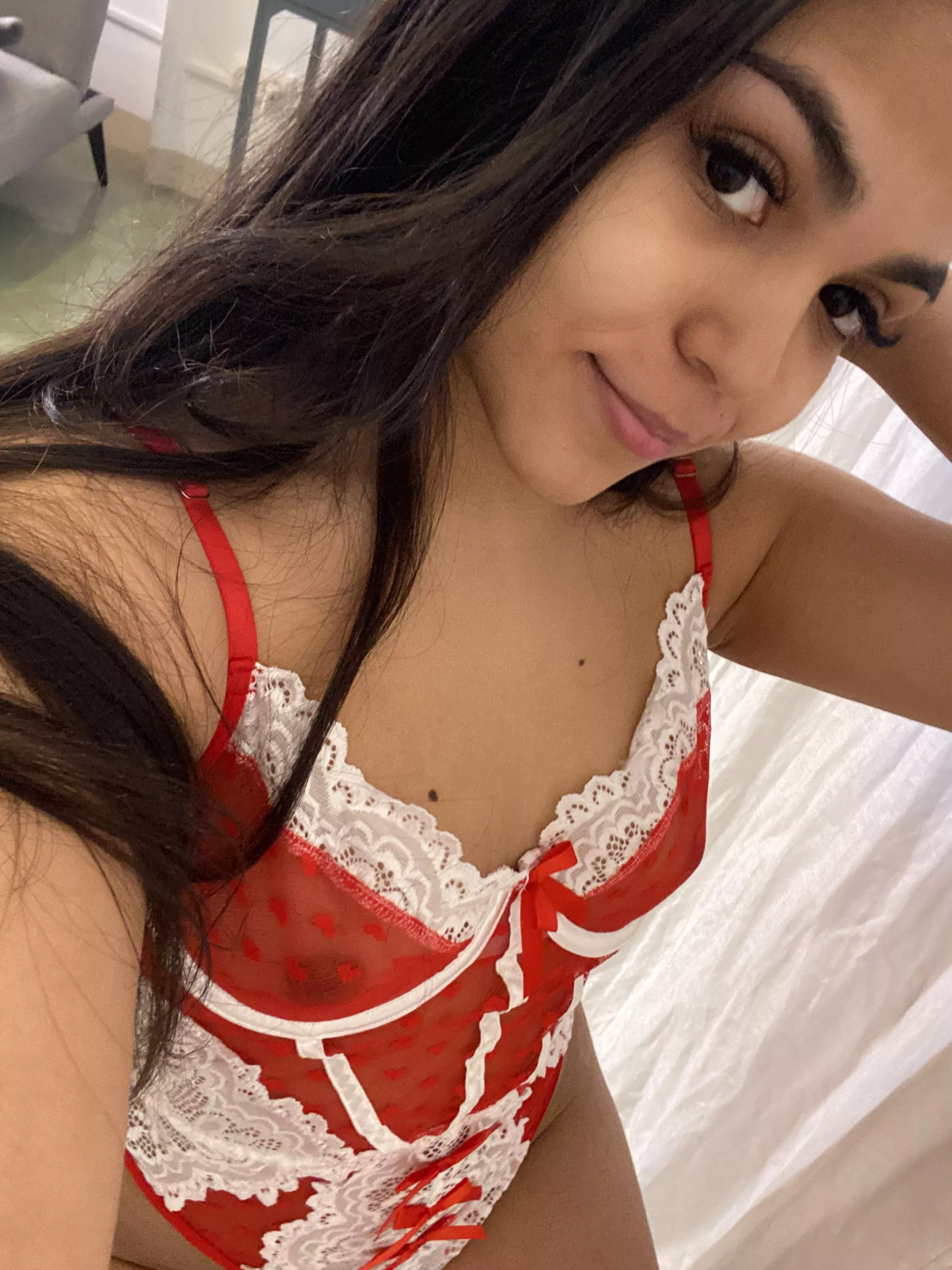 All I want for valentines it’s a fuck buddy posted by Biancaswa