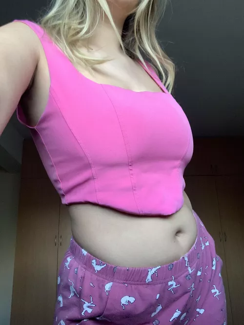 All pink for V-day by Xxkityx