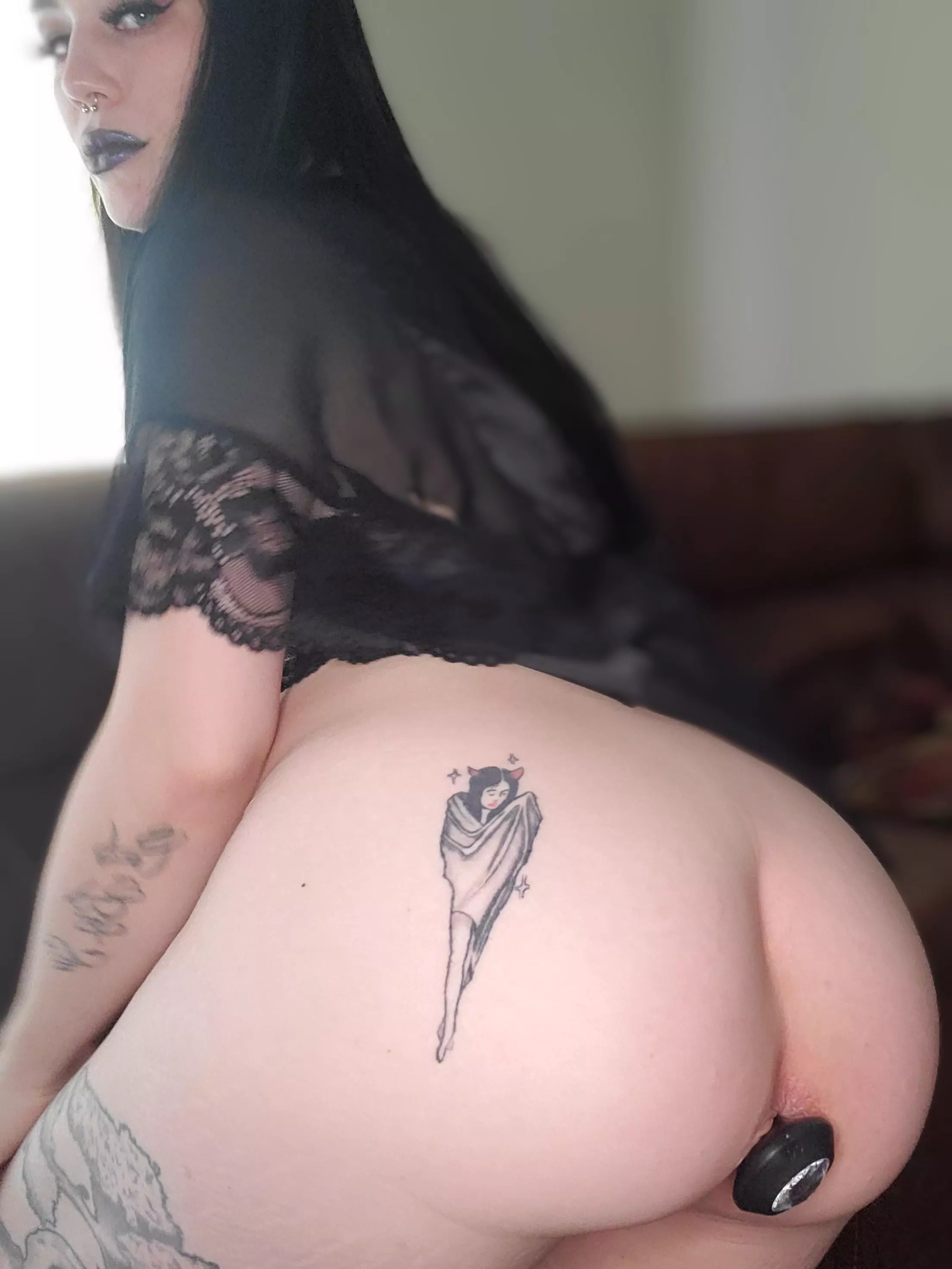 can I sit here please posted by PhatassPeaches