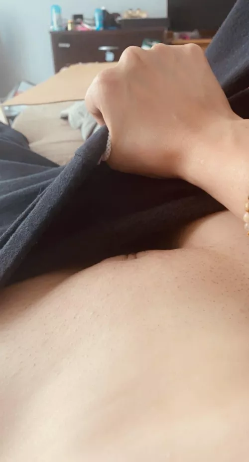 [F, 36] Love this view by psalado