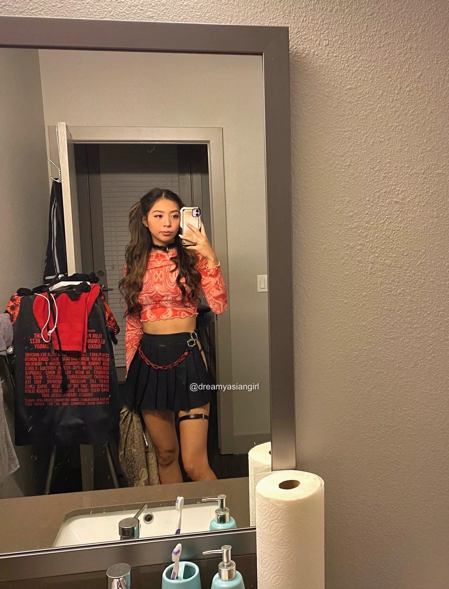 Fuck me before or after the rave? :) posted by Dreamyasiangirl