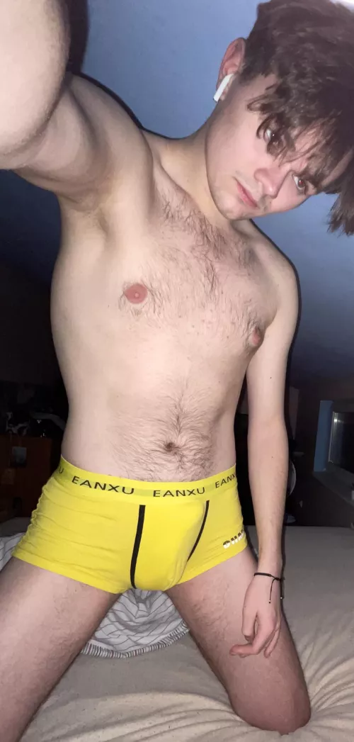 Had a long day, sorry for the angry face 😅 by Kai_the_otter