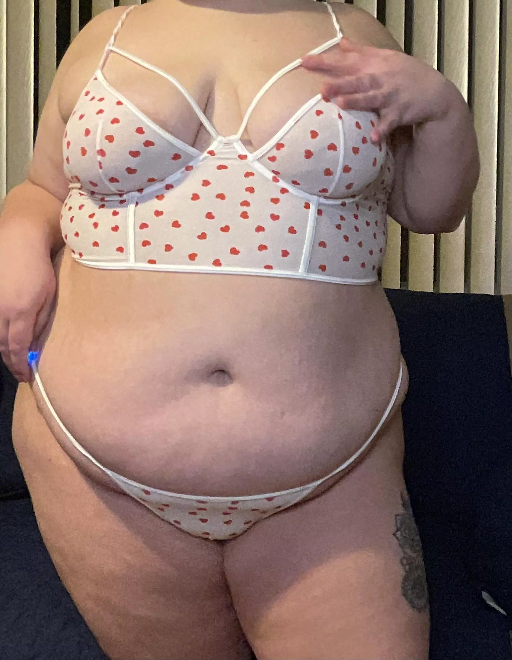 Happy Valentines Day! Does anyone want to be my valentine? ❤️😉 posted by VeterinarianNo7512