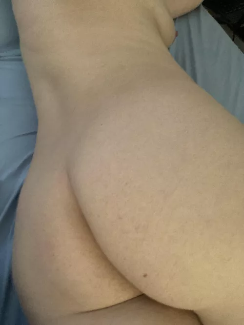 Happy V-Day 158/F/5’6 by MeganPDX31