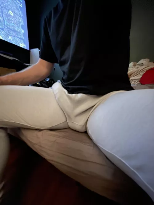 Hard to hide by Forgijojes