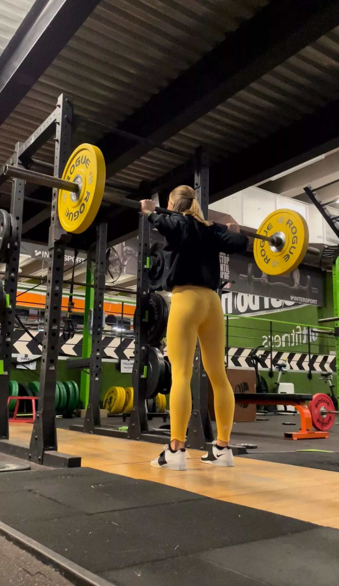 How many reps do you think I can do? 🏋️‍♀️ posted by sagittarinaofficial