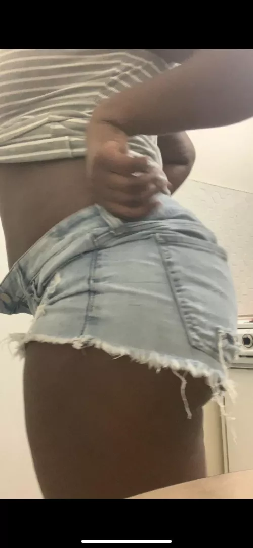 Hungry baby? by sexsymbolk