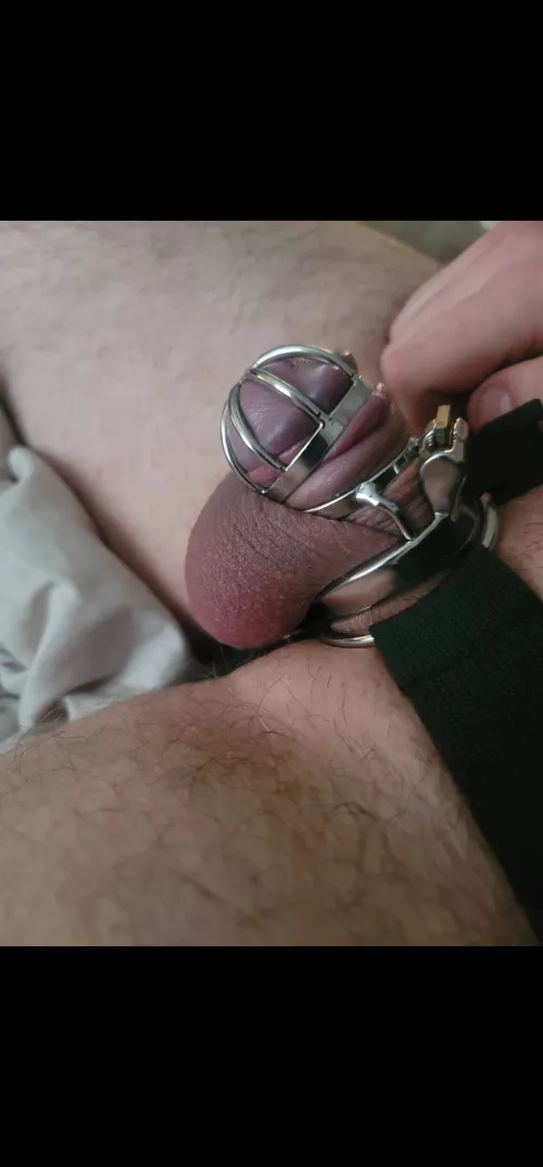 I accidentally ordered size s and xs in a stainless steel starter kit. I told me GF that I messed up the order. Without hesitation, she made eye contact and said, 