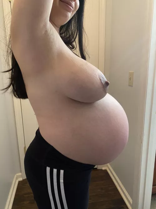 I cannot believe how big I got 😅 by lolababy697