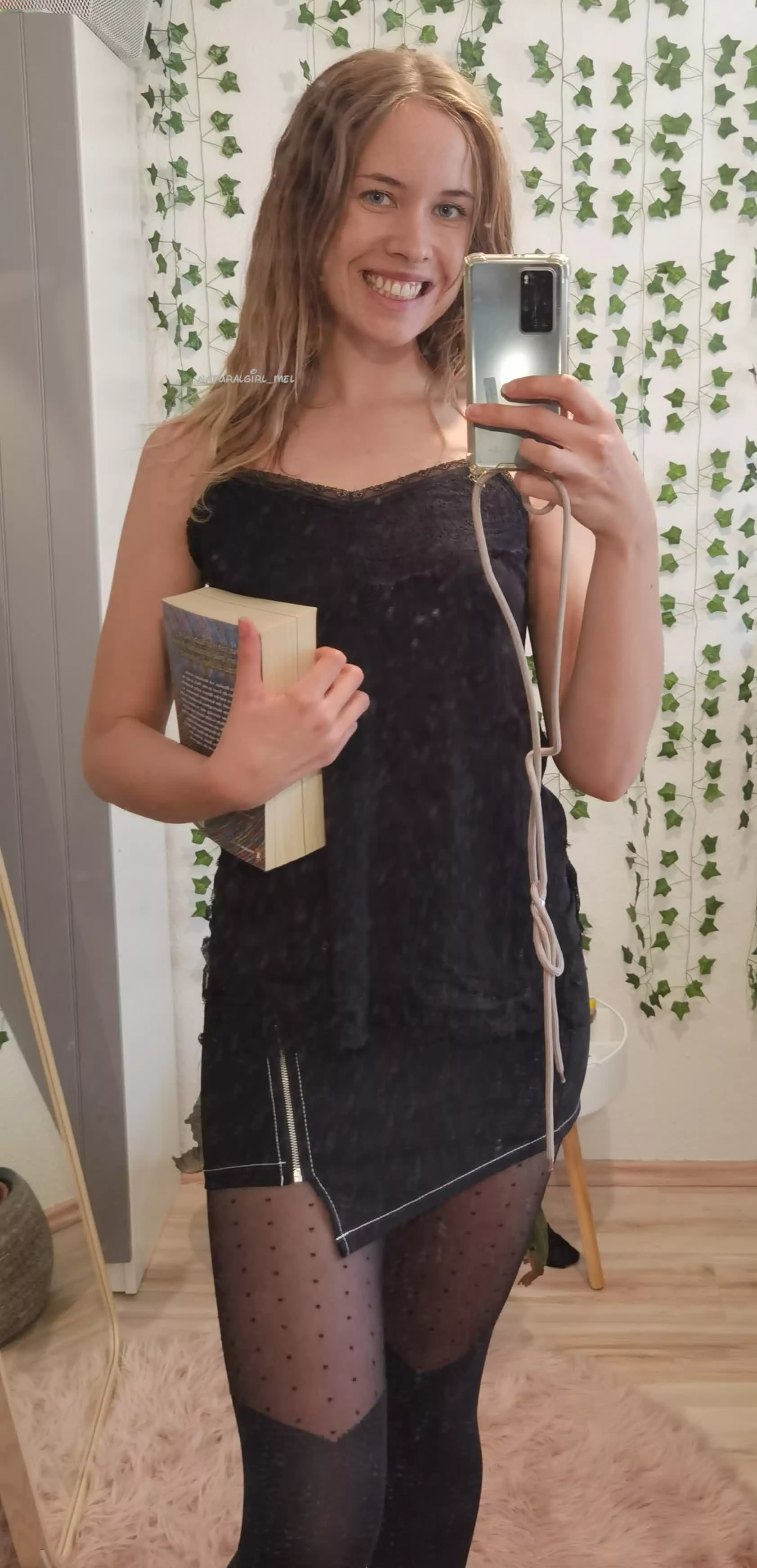 I love to wear miniskirts in the library 🙆🏼‍♀️ posted by naturalgirl_mel