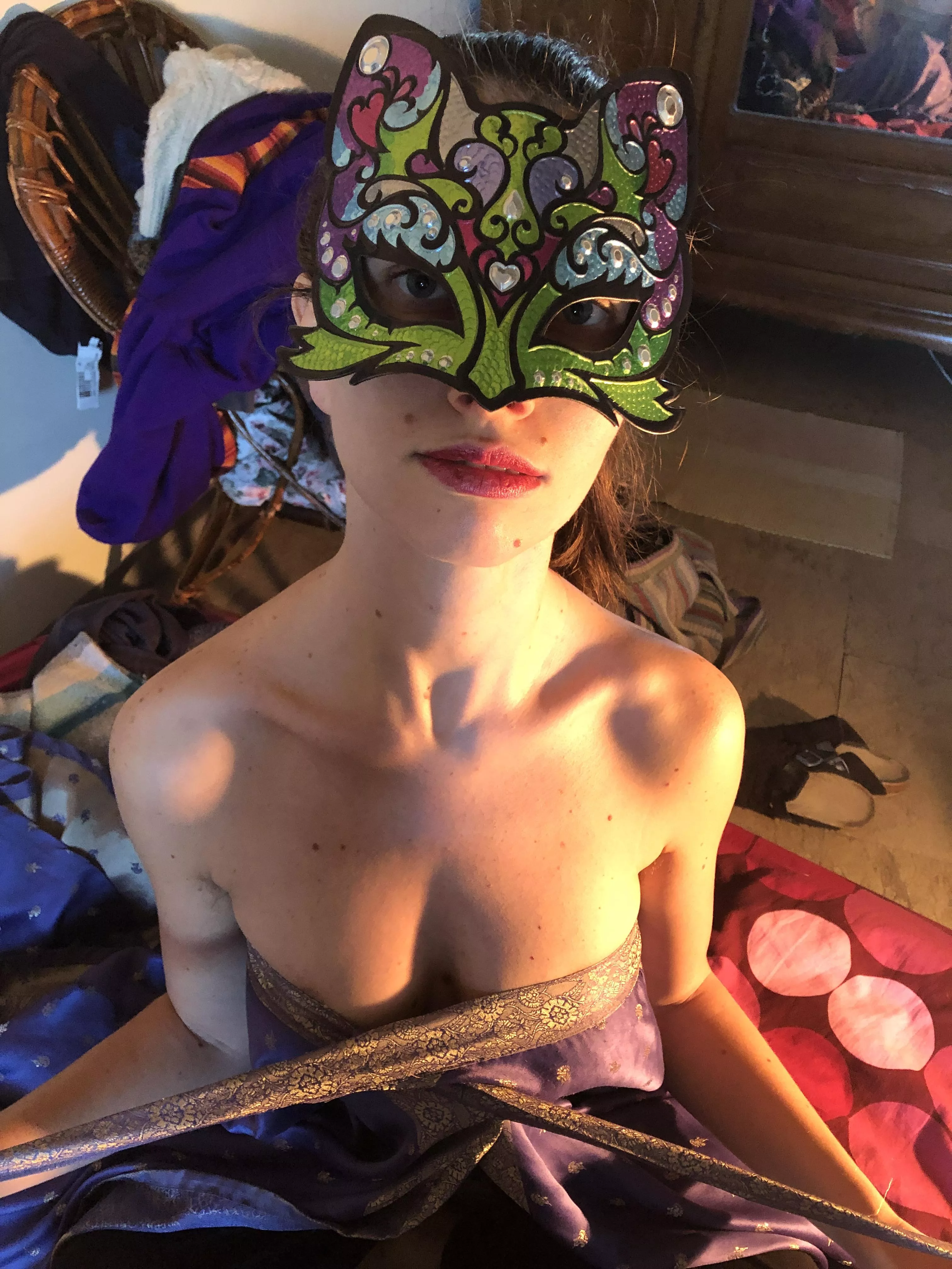 I wanna be your virtual gf. posted by Gipsyblu