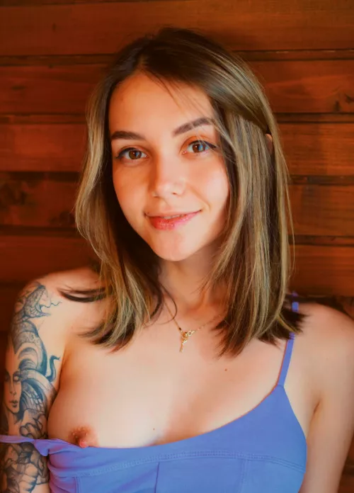 if you noticed me, hello 😊 by ooops___