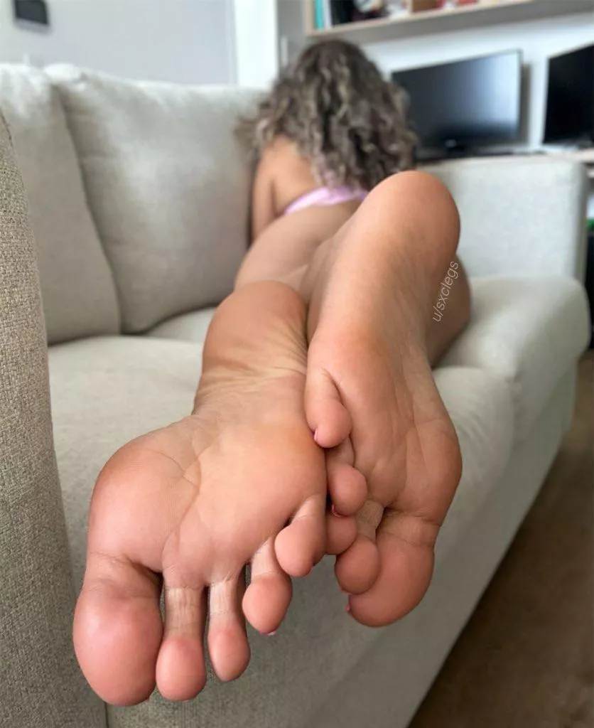 I’m sure your lips would naturally gravitate towards my soles posted by Sxclegs