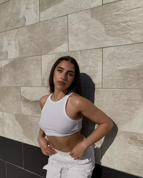 IUTR White by AgeOwn9745