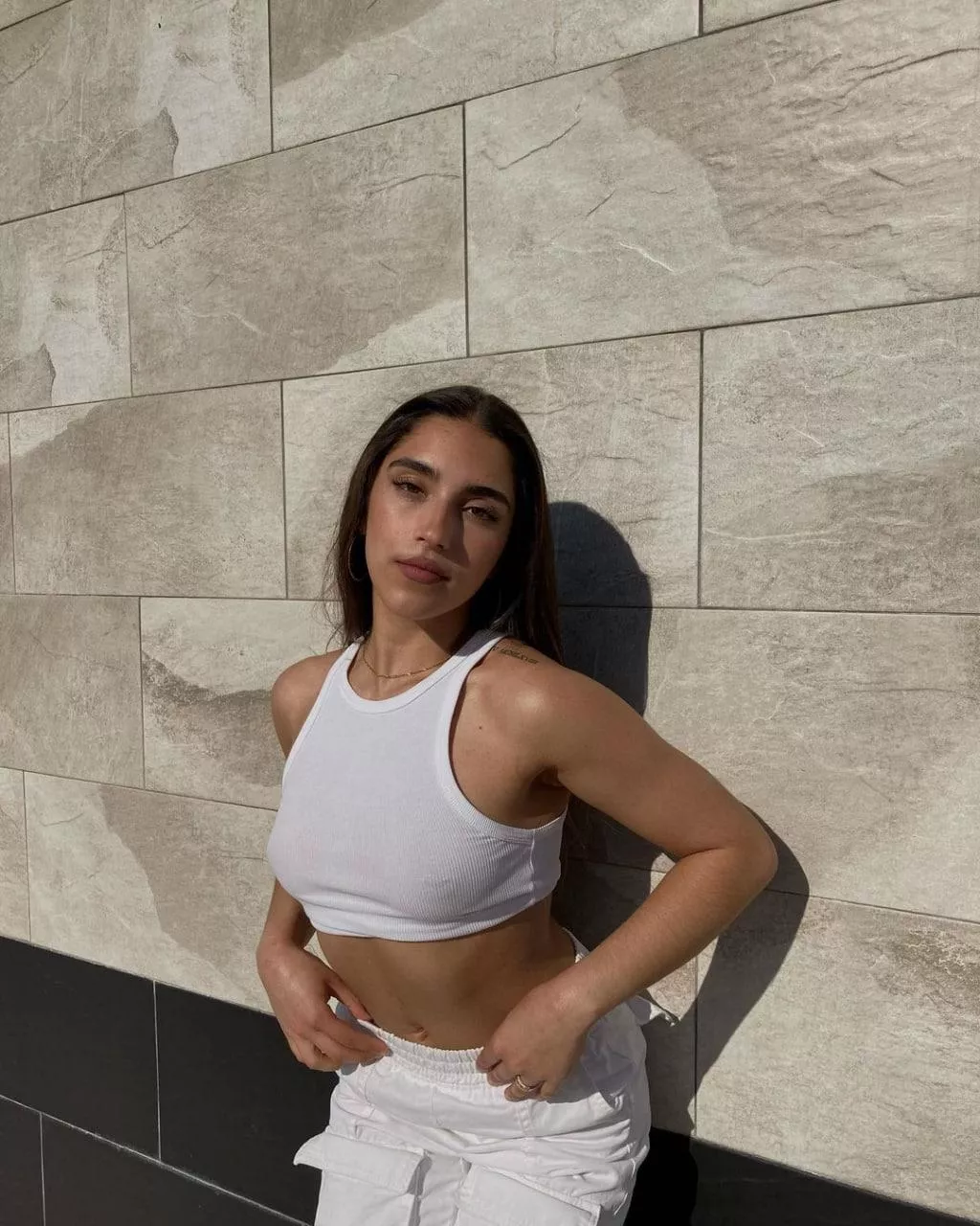 IUTR White posted by AgeOwn9745