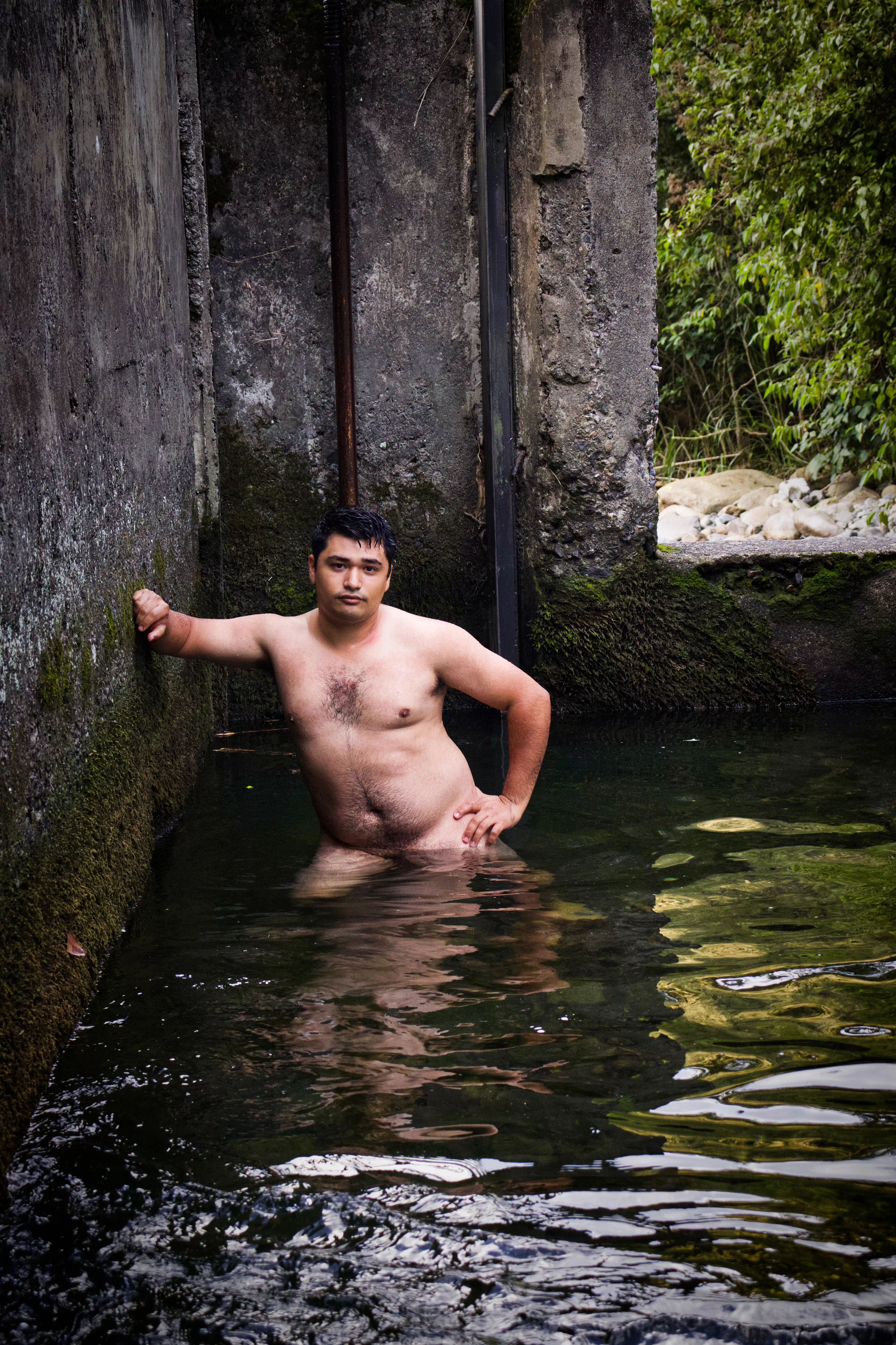 Join me for a skinny dip. In Ecuador the weather is always perfect posted by cuerpoyoro