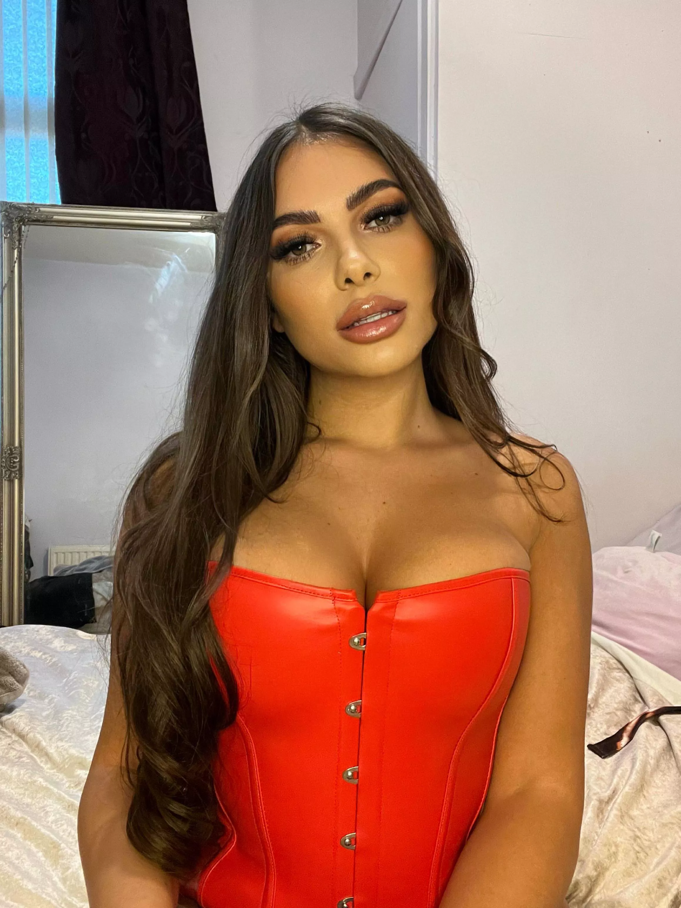 Let me be your fantasy? posted by _Kenza00