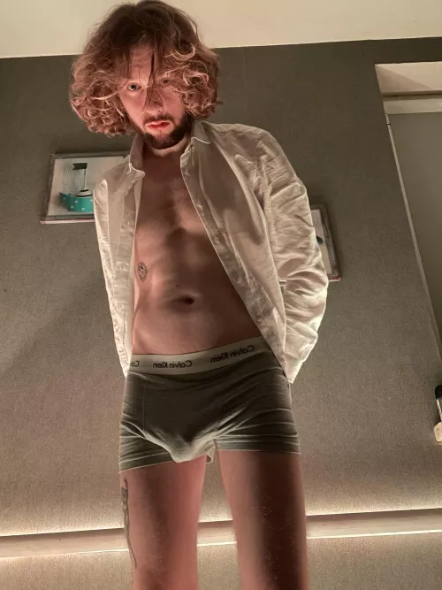 Lonely Valentines day by TheDonatelloGuy