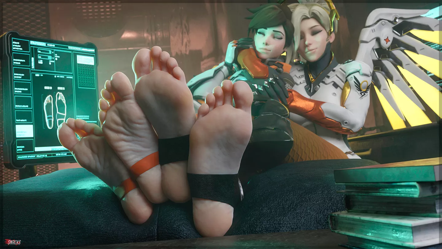 Mercy and Tracer Cozy Soles (Snacks) [Overwatch] posted by Whitewolf2294