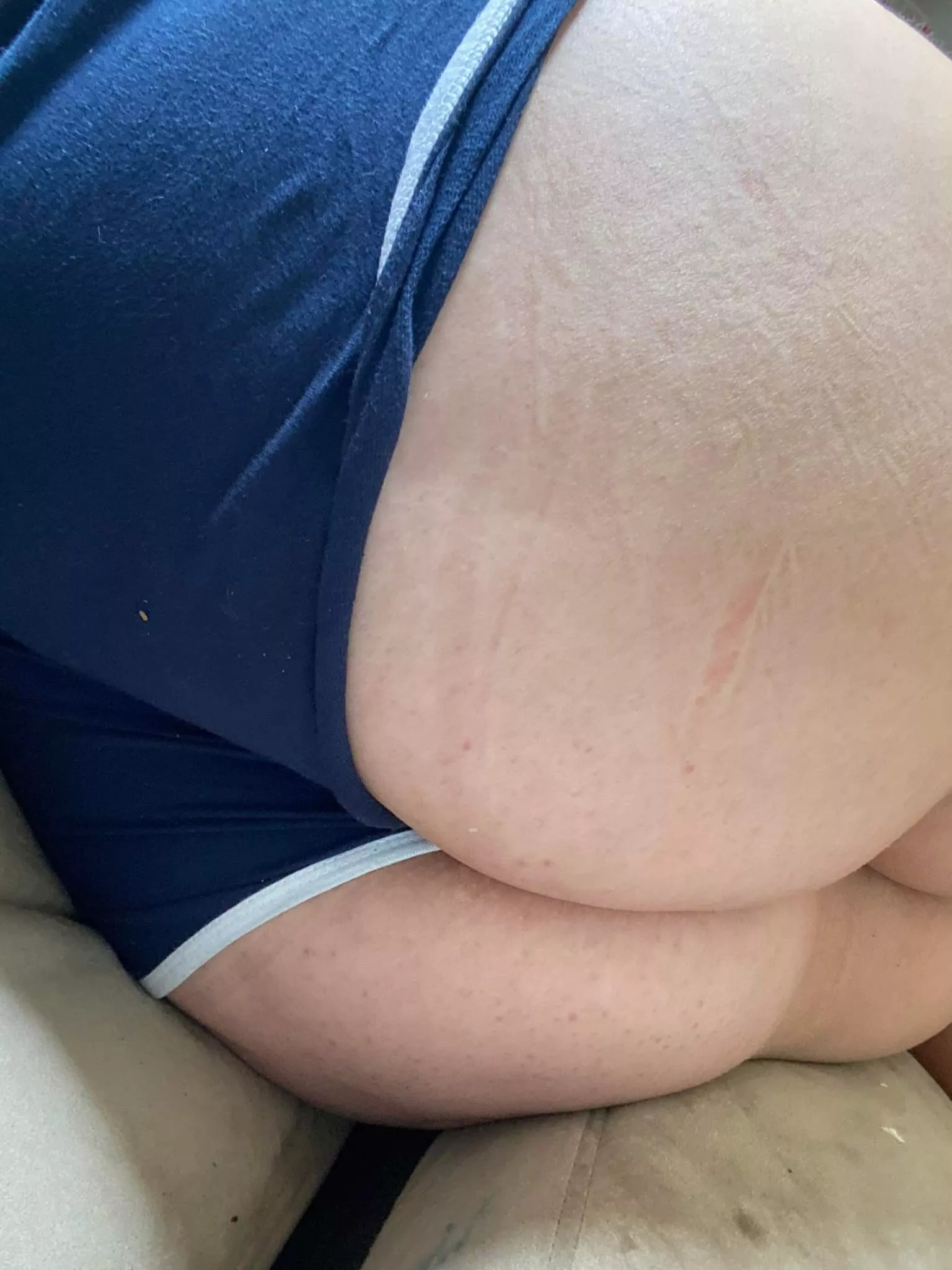 Valentine's wedgie from my heart shaped booty 😘 posted by abigailgray256