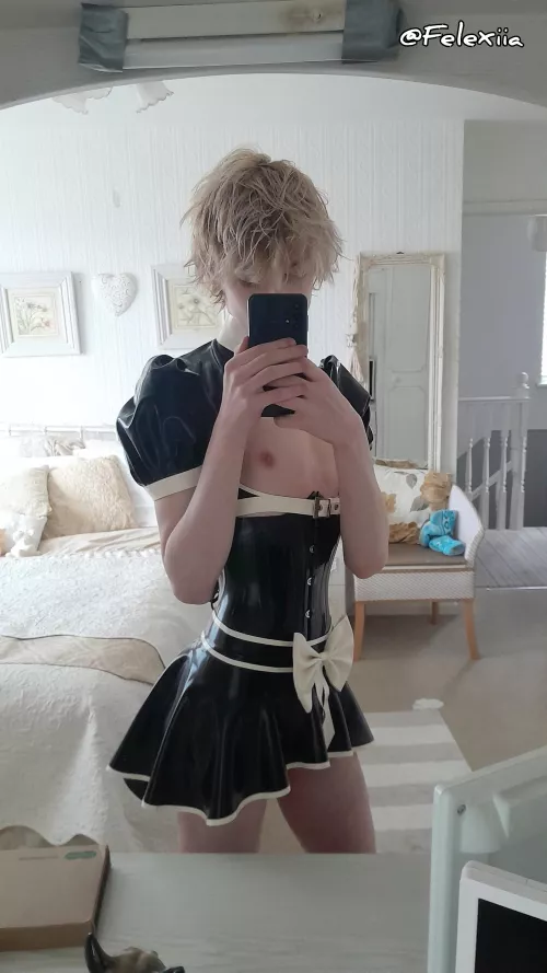 Wanna lift up my skirt? by Felexiia