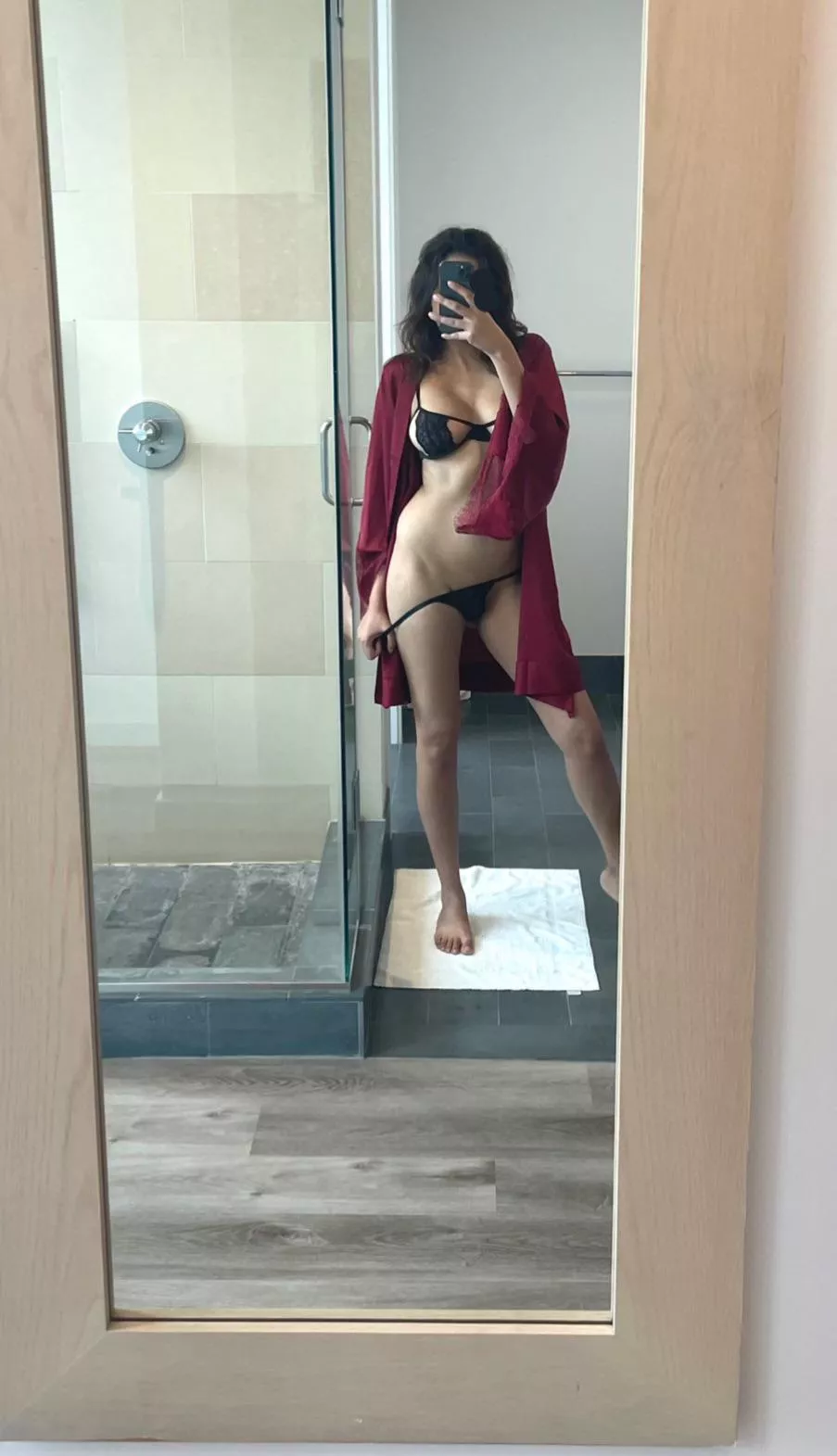 Who can come fuck me in this shower for Valentine’s Day? posted by UrFavBrownie