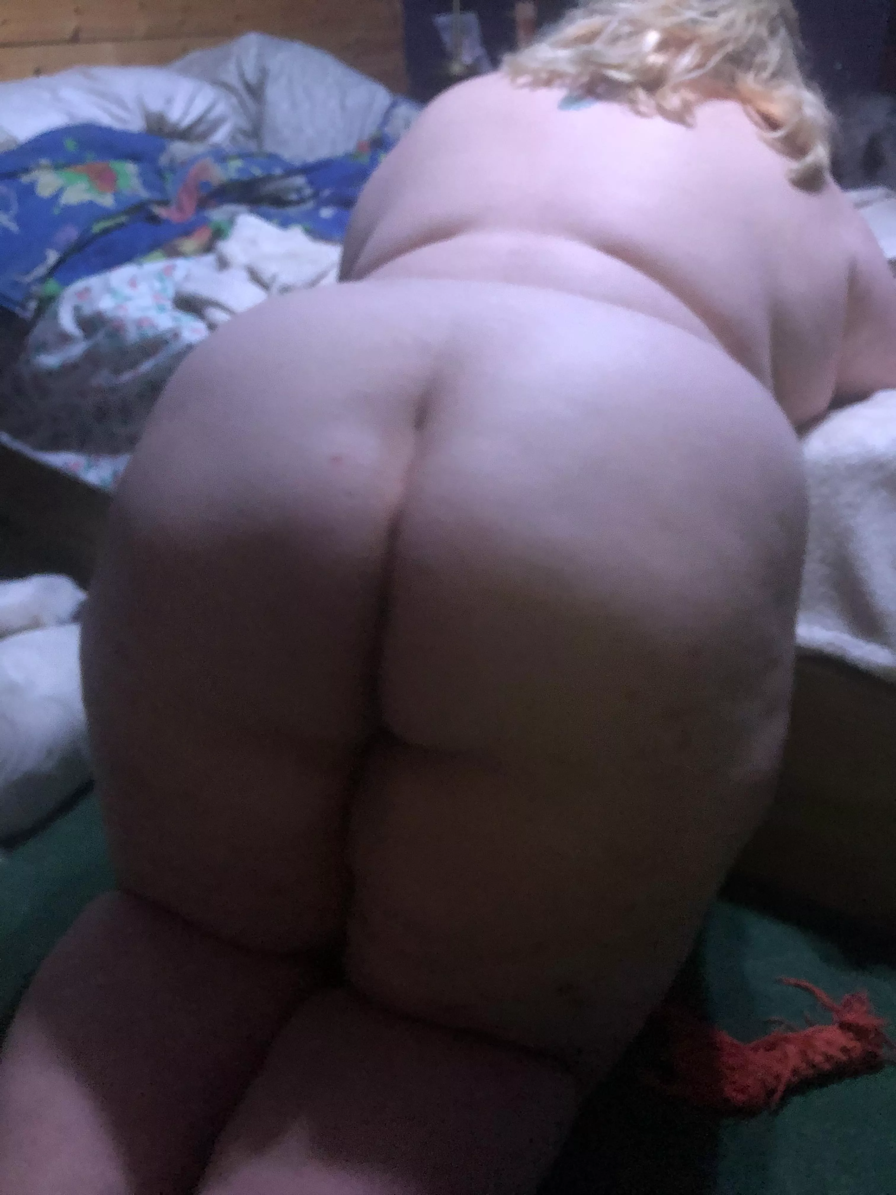 Who wants to Trib my married bbw ass posted by Disastrous-Train-932