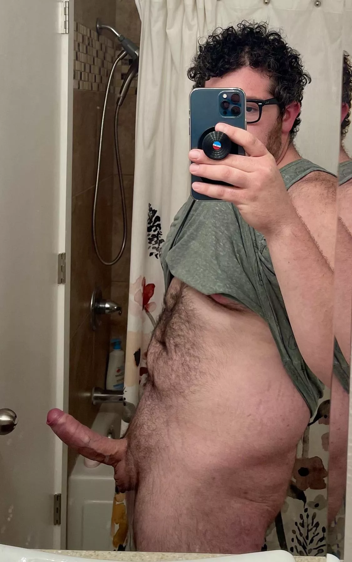 Big fat Italian daddy dick 😈 posted by Spretzatura