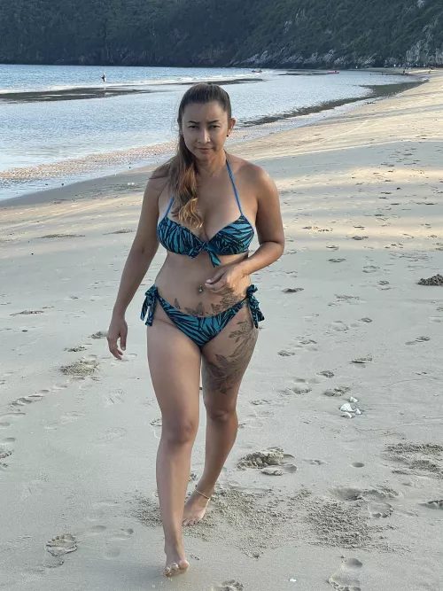 Cold 🥶 in Canada, missing my Thai beach runs! (43)(f) by Dasecretme