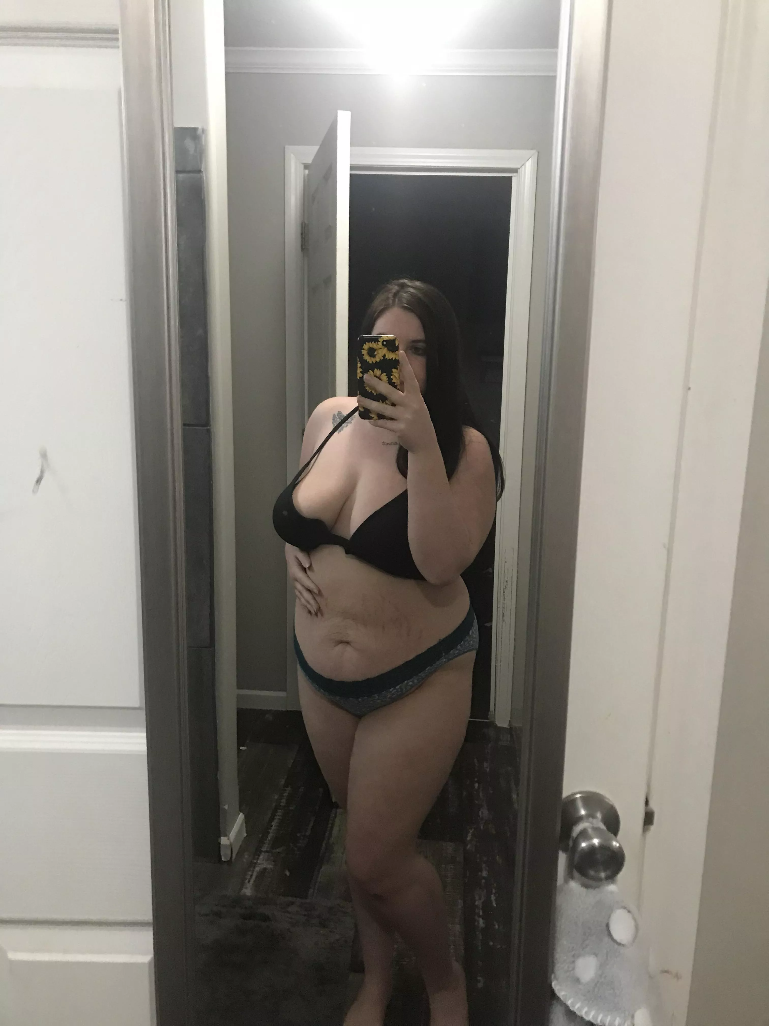 Don’t you wanna spend Valentine’s Day with me? posted by Fluid-Neighborhood68