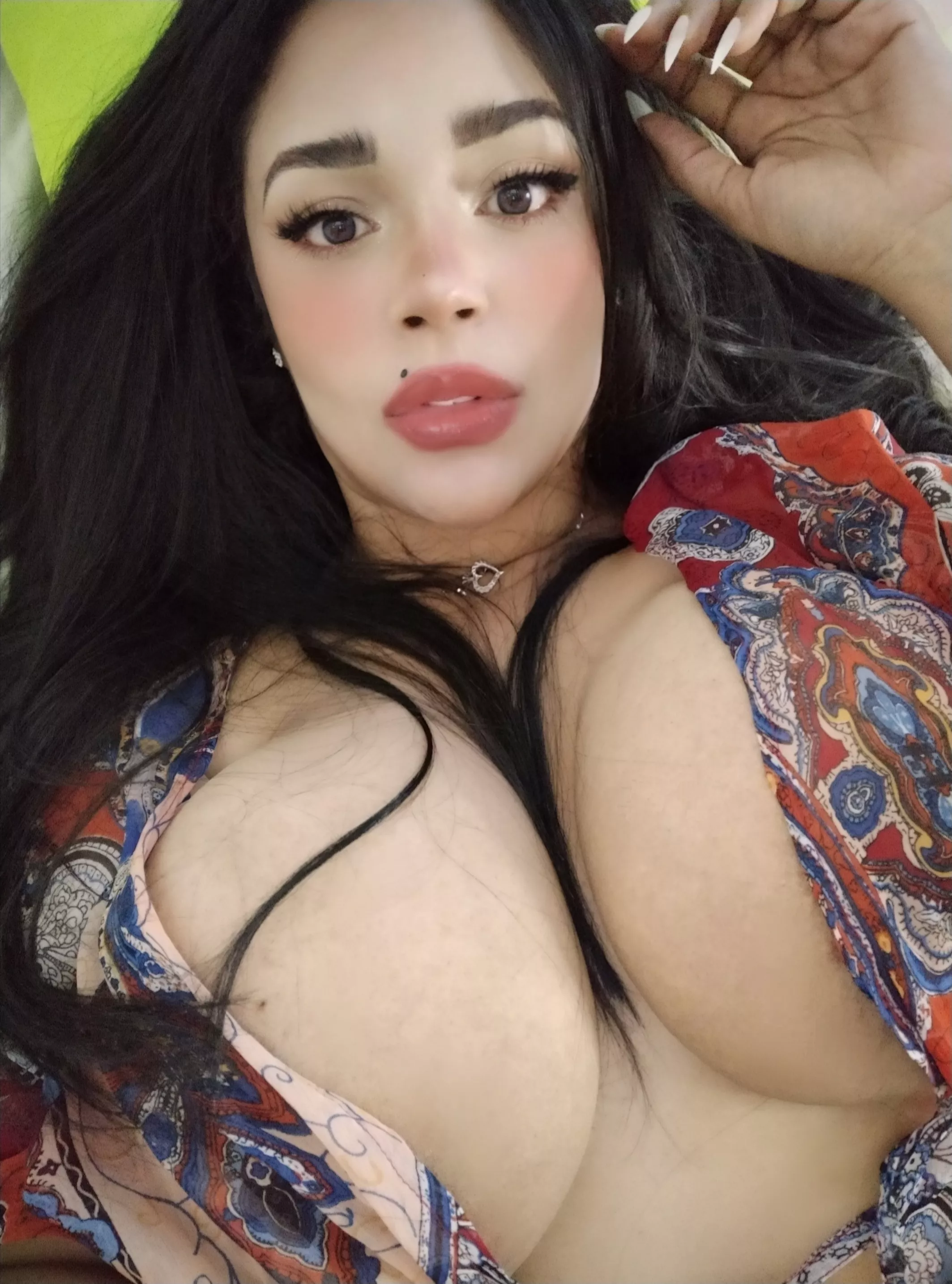 feeling cute tonight posted by kyzbella