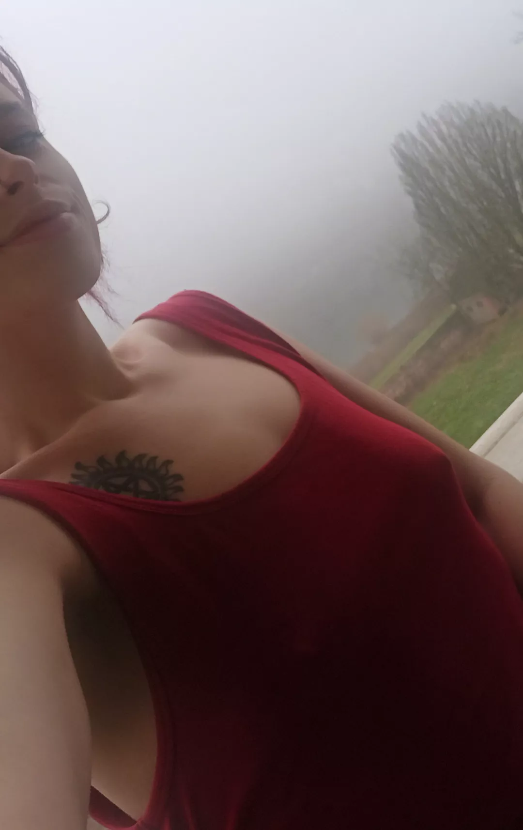 good morning everyone😘 posted by owfsh3llz420